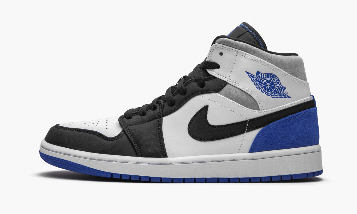 Air Jordan 1 Mid SE "Game Royal Black Toe" - Angle View 2