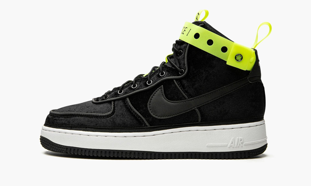 Air Force 1 High "Magic Stick VIP Black" - Angle View 2