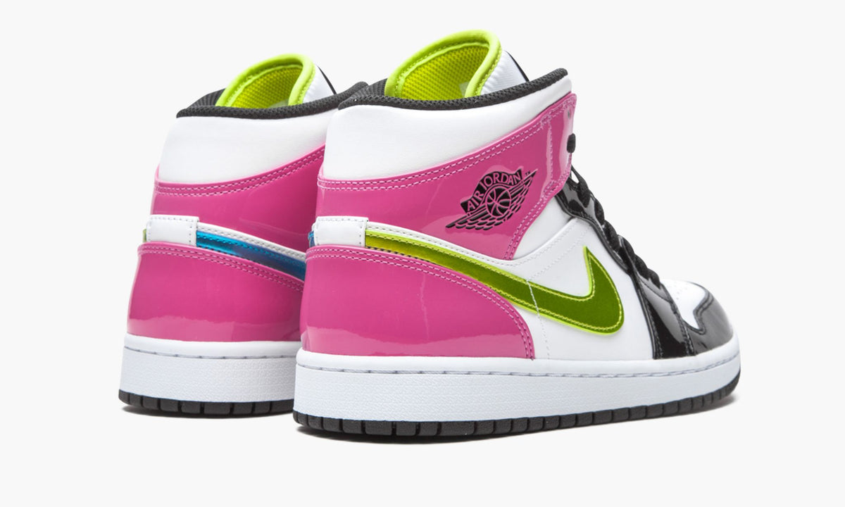 Air Jordan 1 Mid SE "Cyber / Active Fuchsia" - Angle View 4