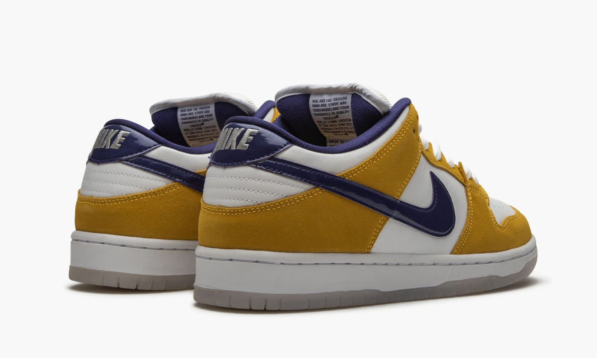 SB Dunk Low "Laser Orange" - View 5