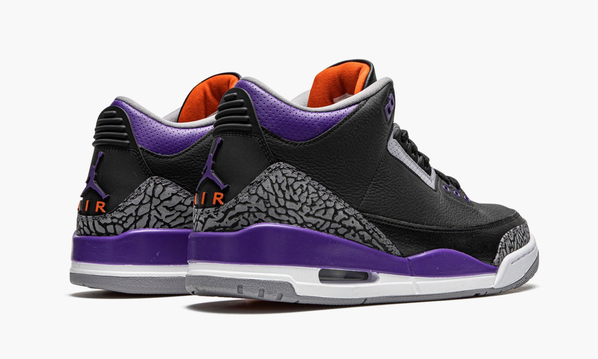 Air Jordan 3 Retro "Court Purple" - Angle View 4
