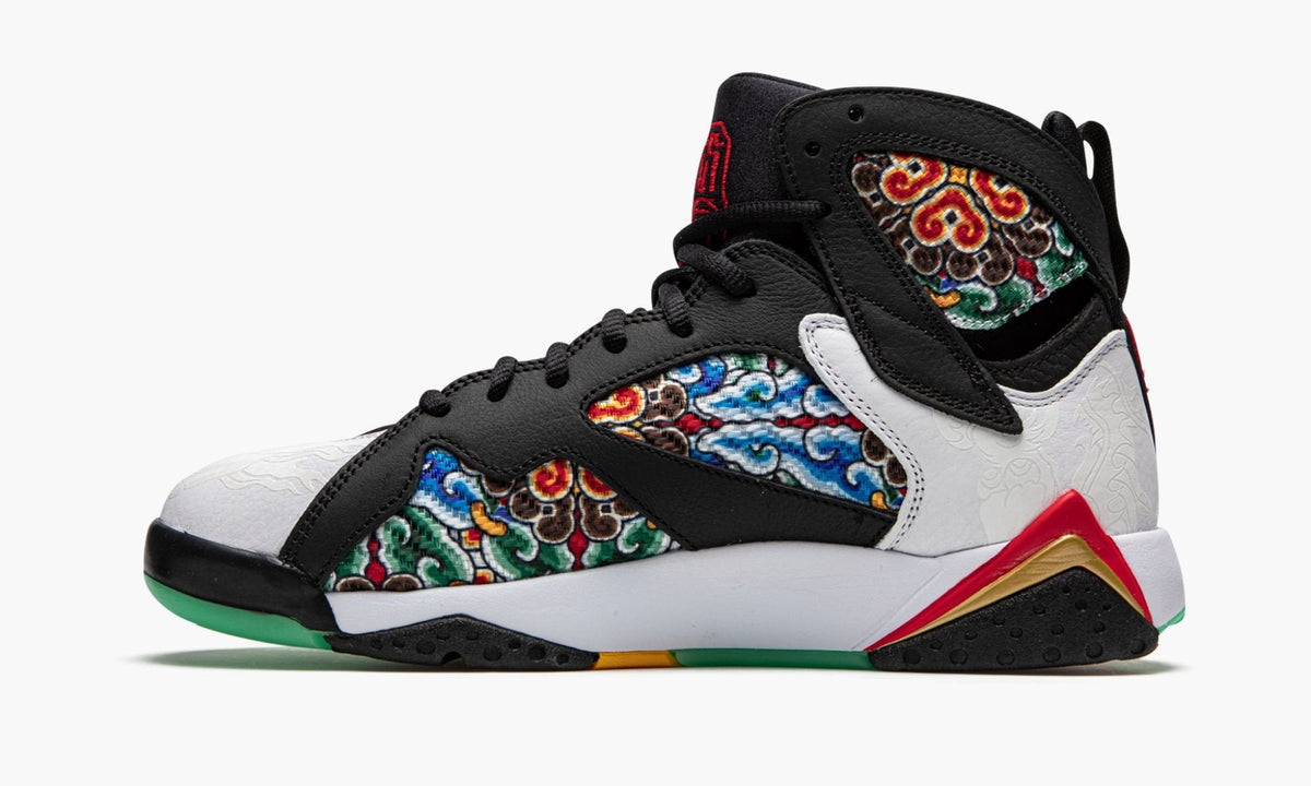Air Jordan 7 "Greater China" - Angle View 7