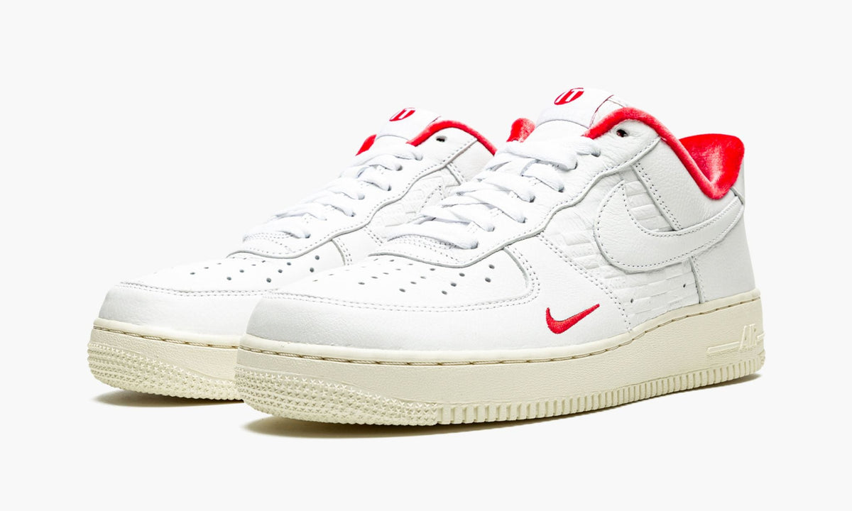 Air Force 1 Low "Kith Tokyo" - Angle View 3