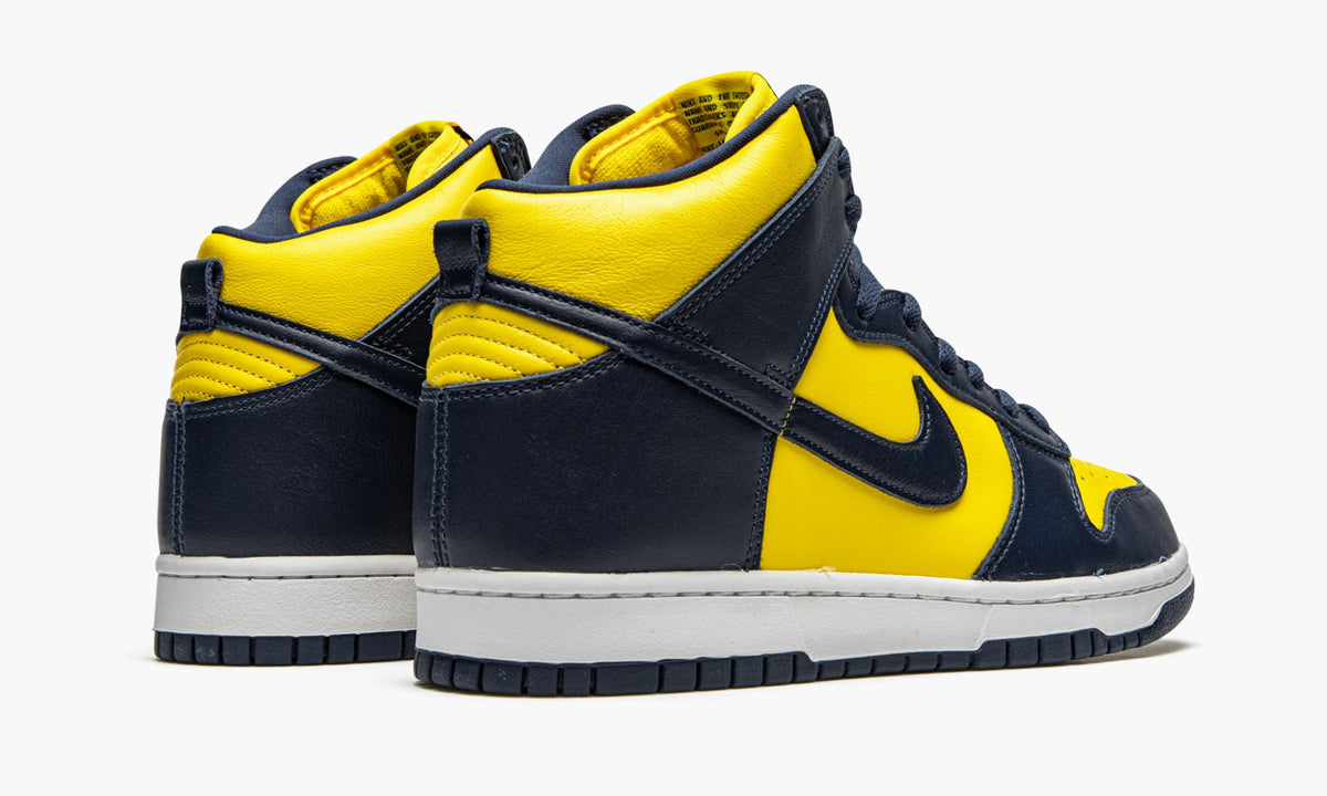 Dunk High SP "Michigan" - View 4