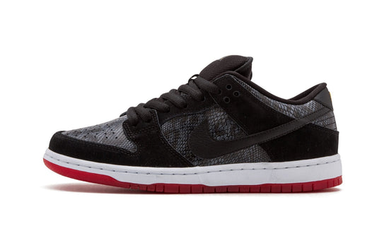 Dunk Low Premium SB "Snakeskin" - View 1
