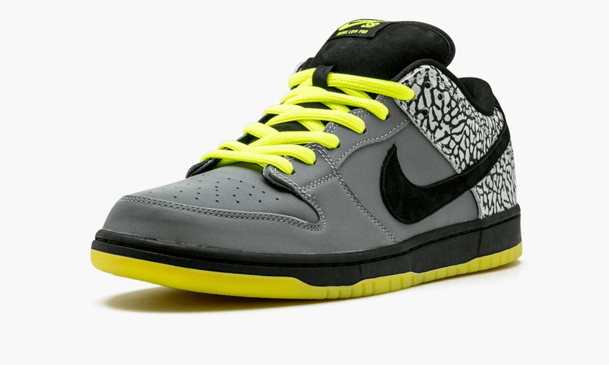 SB Dunk Low Premium QS "DJCK 112" - View 6