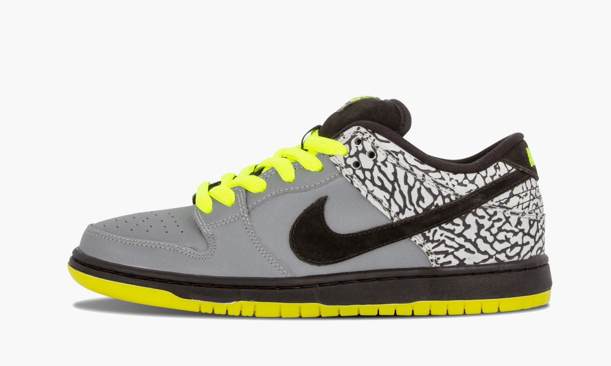 SB Dunk Low Premium QS "DJCK 112" - View 2