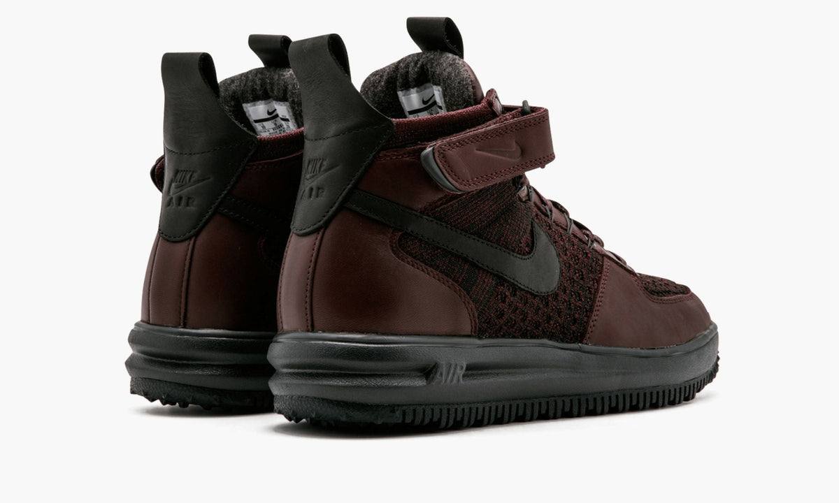 Lunar Force 1 Flyknit Workboot - Angle View 4