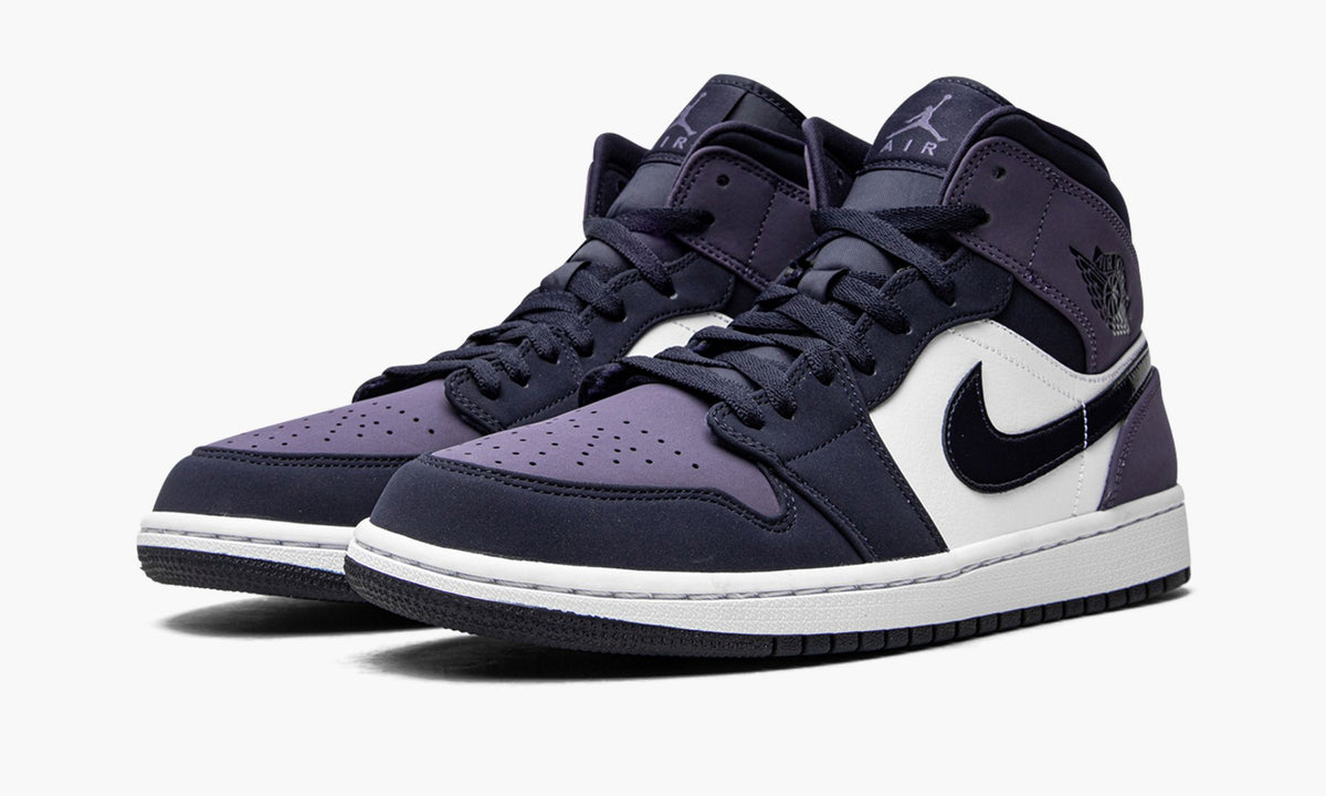 Air Jordan 1 Mid "Sanded Purple" - Angle View 3