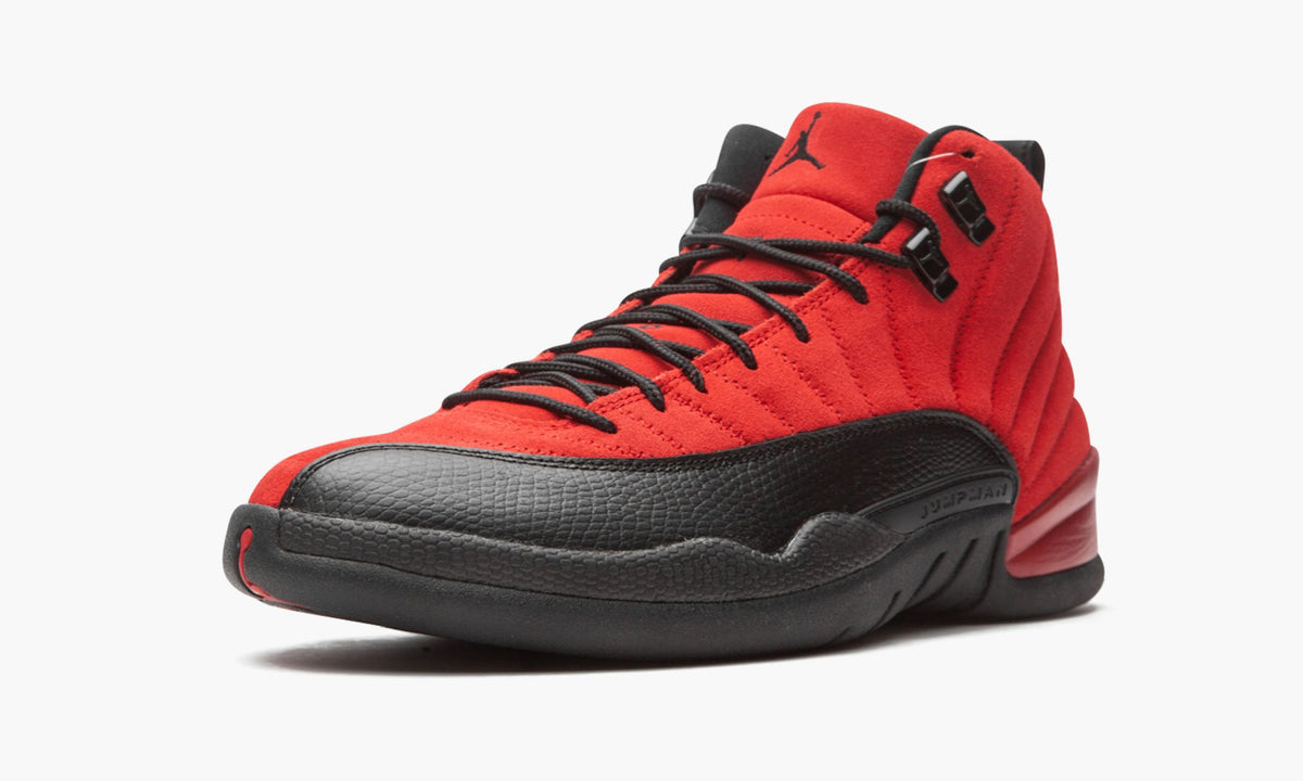 Air Jordan 12 Retro "Reverse Flu Game" - Angle View 5