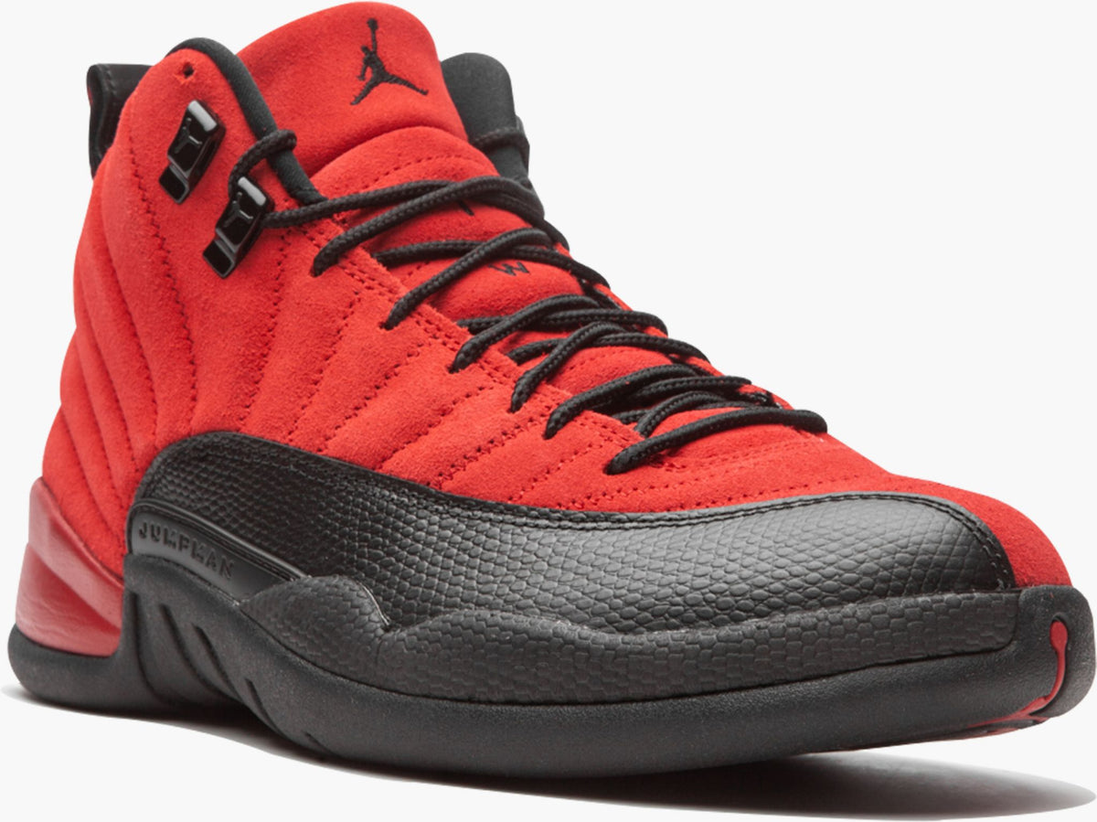 Air Jordan 12 Retro "Reverse Flu Game" - Angle View 8