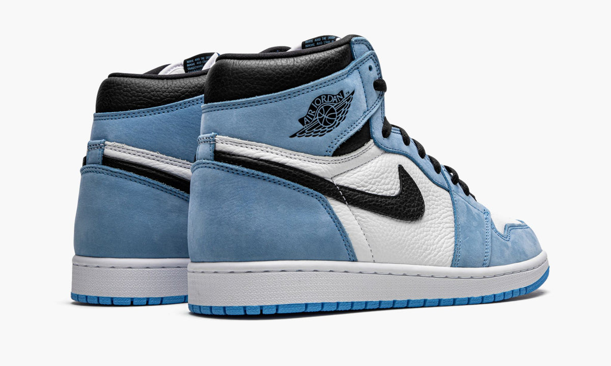 Air Jordan 1 Retro High OG "University Blue" - Angle View 4