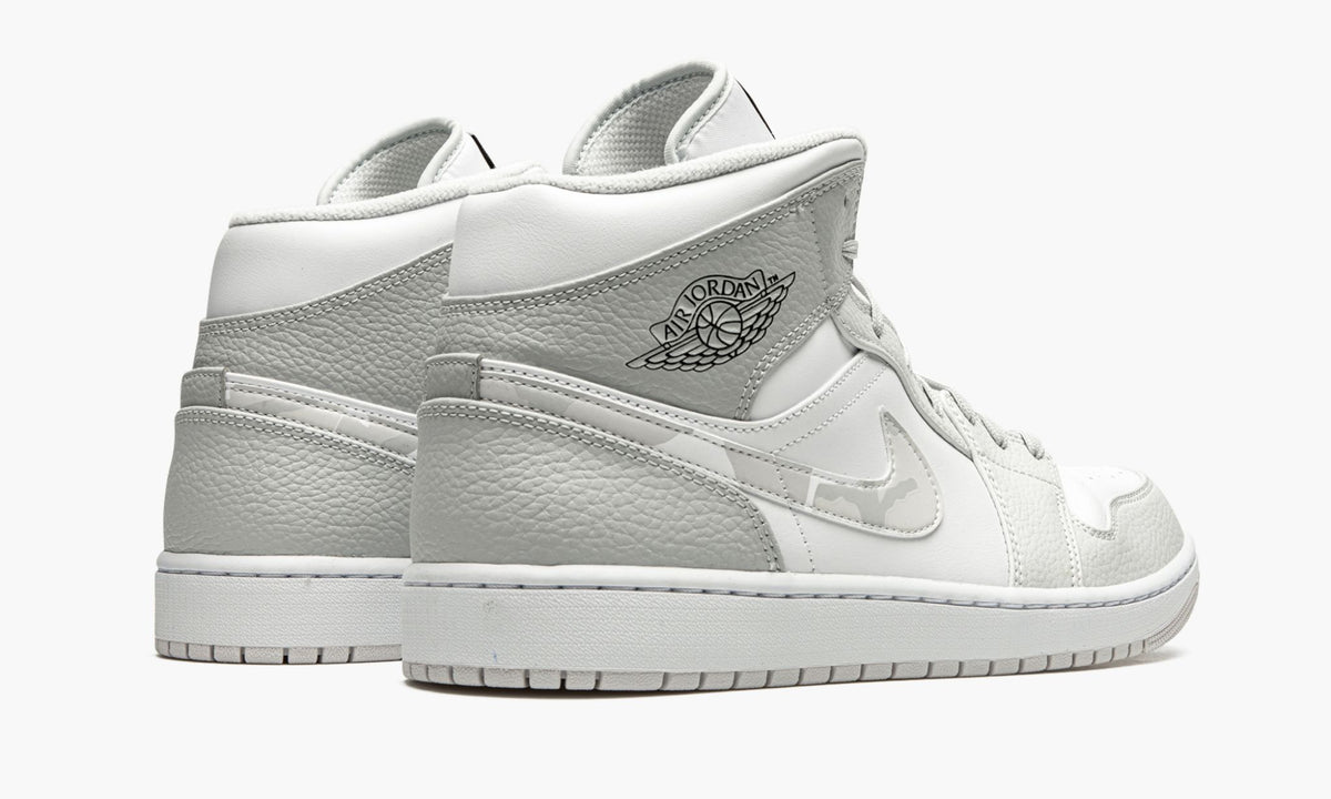 Air Jordan 1 Mid "White Camo" - Angle View 4
