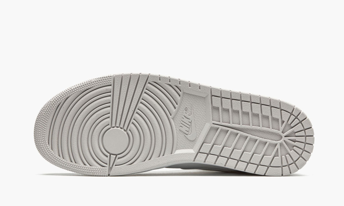 Air Jordan 1 Mid "White Camo" - Angle View 6