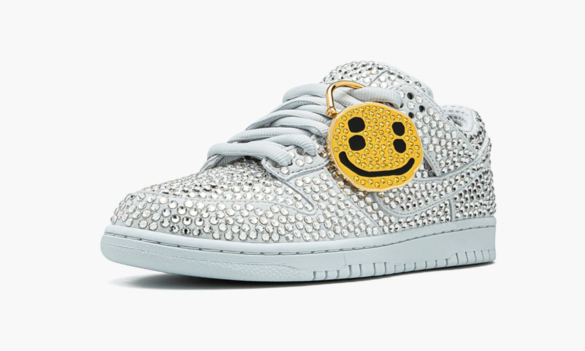 Dunk Low "Cactus Plant Flea Market - Swarovski Crystals" - View 5