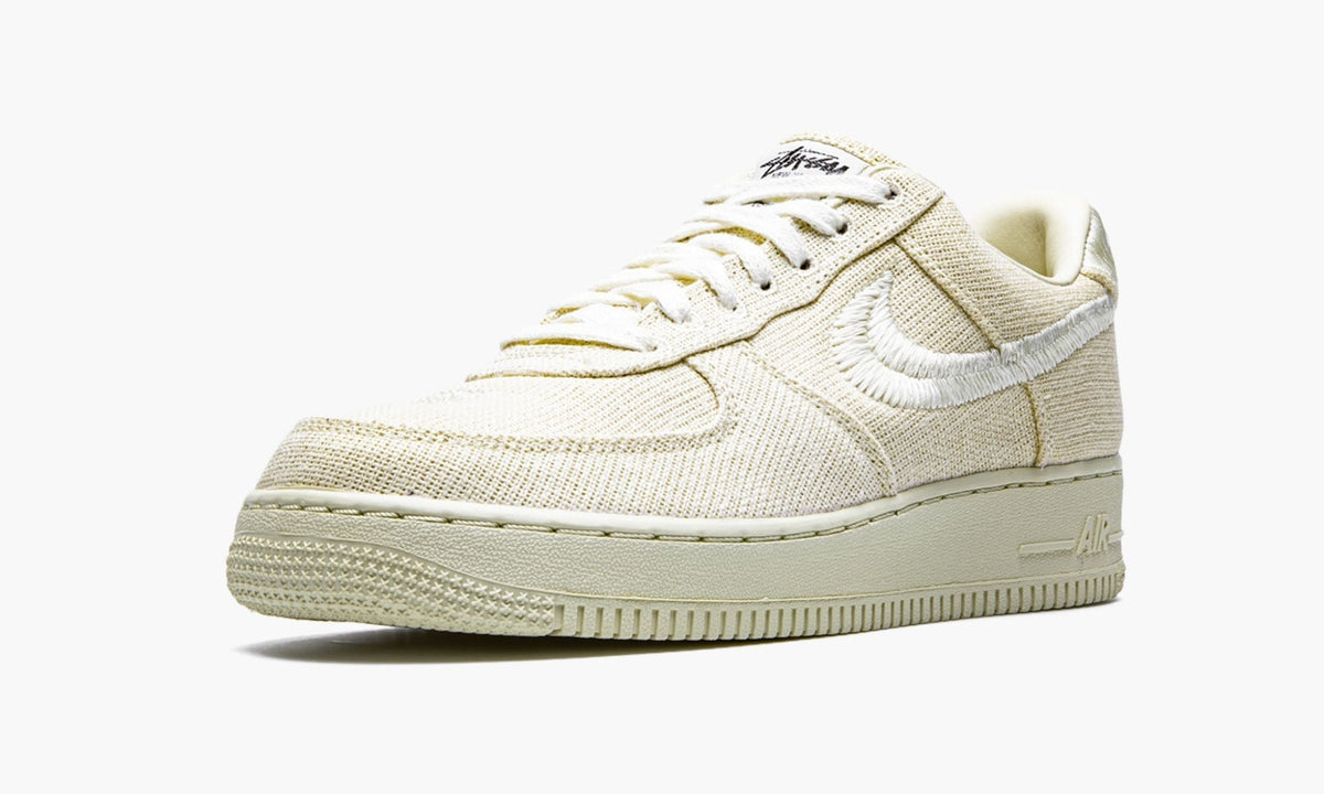 Air Force 1 Low "Stussy - Fossil" - Angle View 5