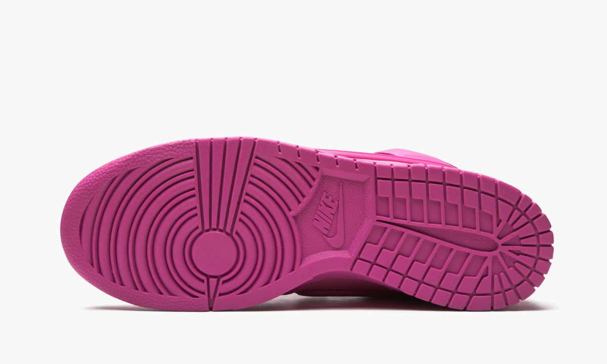 Dunk High SP "Ambush - Lethal Pink" - View 6