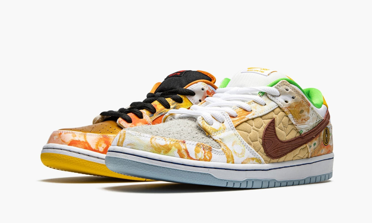 SB Dunk Low "Street Hawker" - View 3