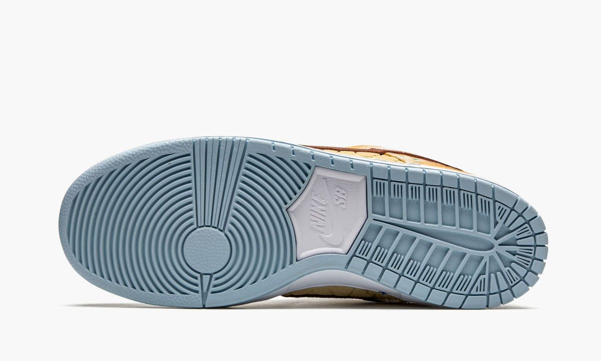 SB Dunk Low "Street Hawker" - View 6