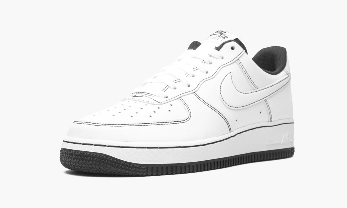 Air Force 1 Low '07 "Contrast Stitching - White / Black" - Angle View 5
