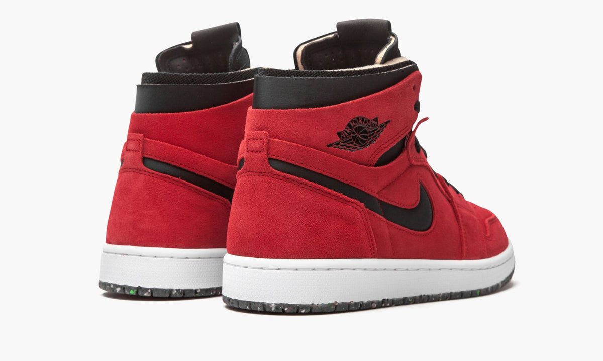 Jordan 1 Zoom CMFT "Red Suede" - Angle View 4