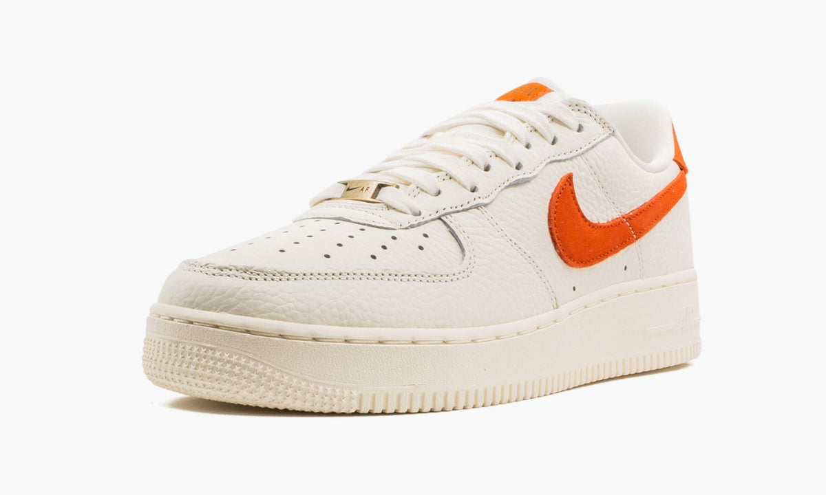 Air Force 1 Low Craft "Mantra Orange" - Angle View 5