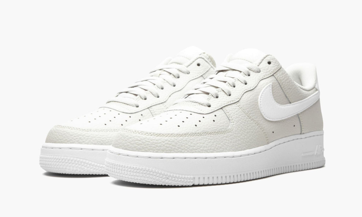 Air Force 1 Low '07 "Light Bone" - Angle View 3