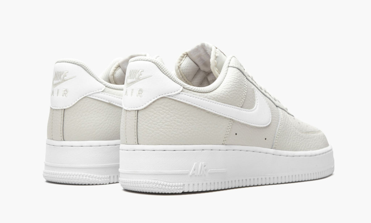 Air Force 1 Low '07 "Light Bone" - Angle View 4