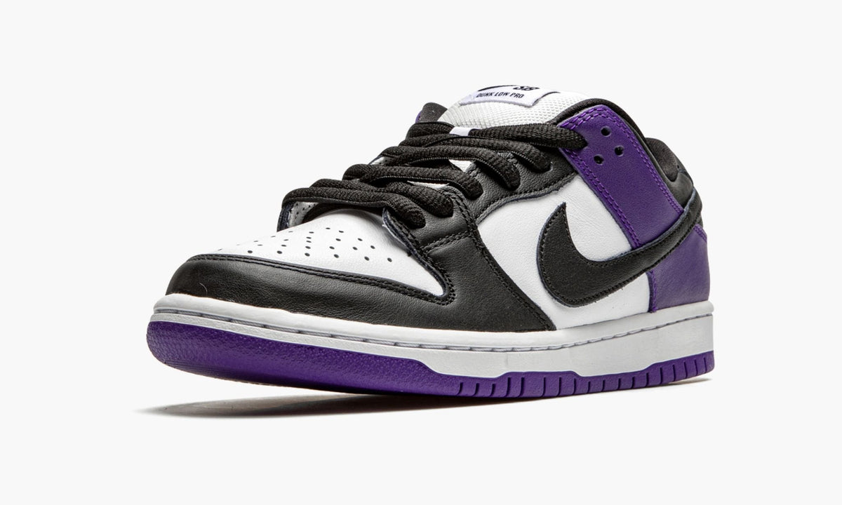 SB Dunk Low "Court Purple" - View 5
