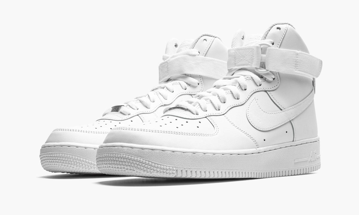 Air Force 1 High '07 "Triple White" - Angle View 3