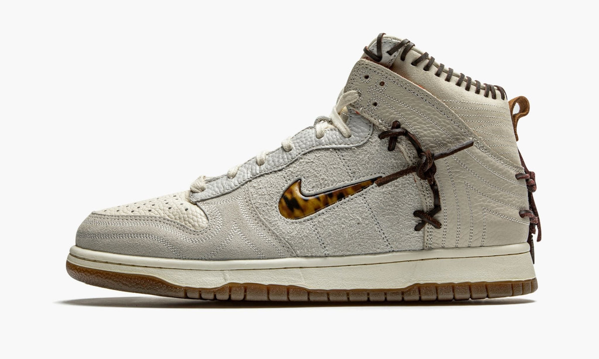Nike Dunk High "Bodega - Friends & Family" - View 9
