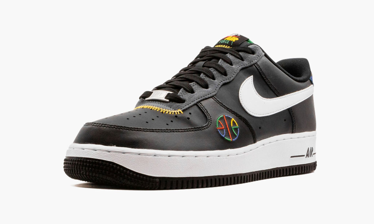 Air Force 1 Low '07 LV8 "Live Together, Play Together" - Angle View 5