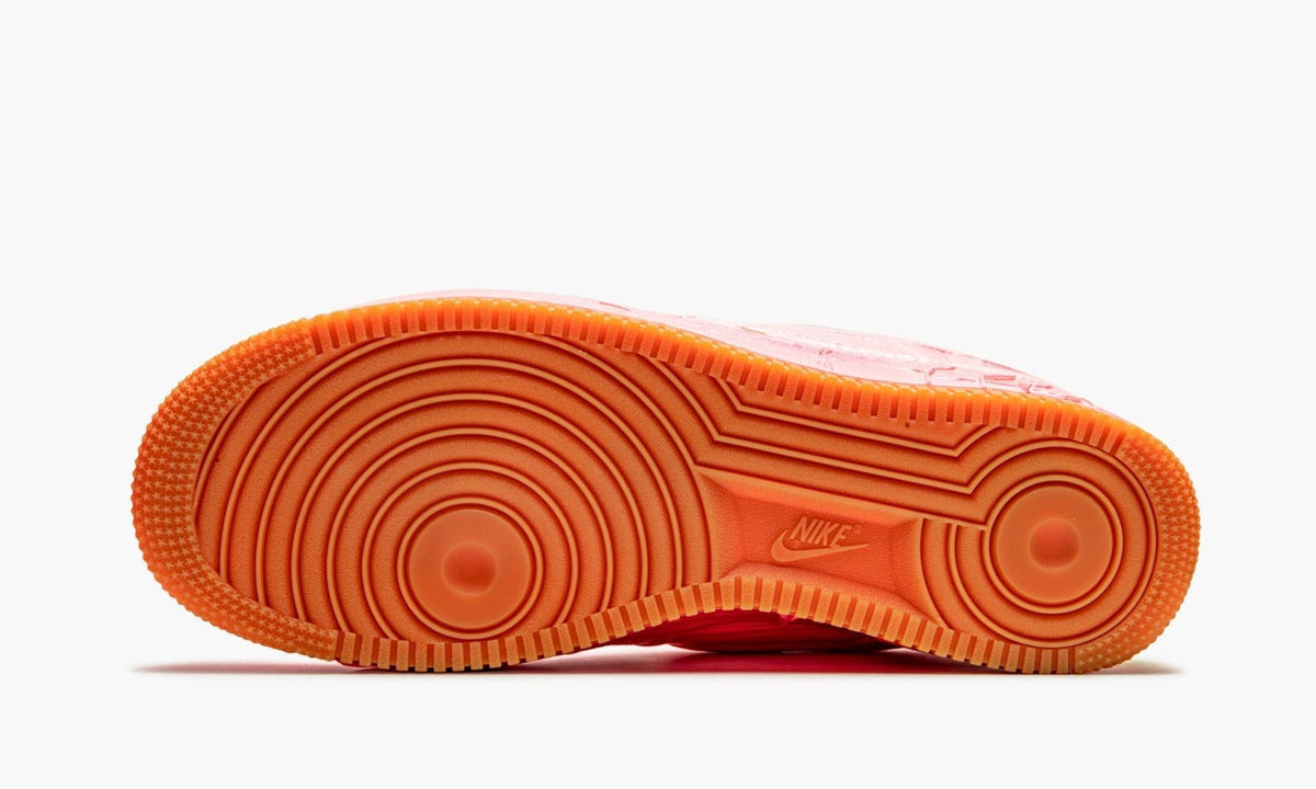 Air Force 1 Low "Experimental Racer Pink" - Angle View 6