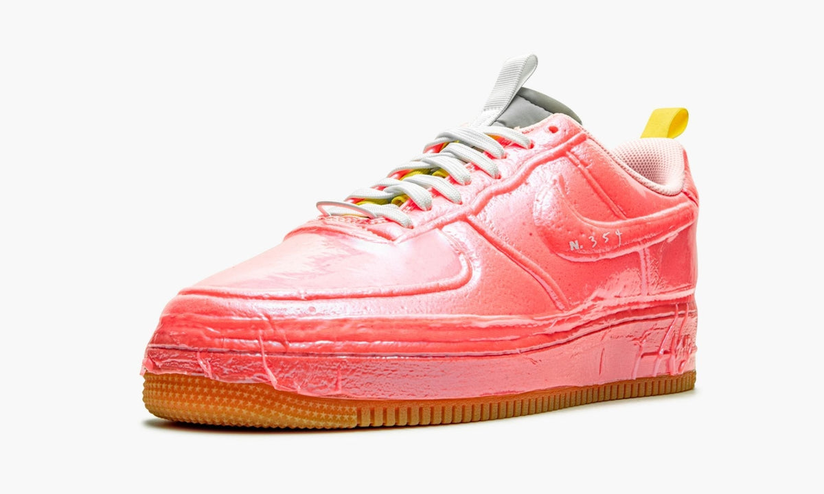 Air Force 1 Low "Experimental Racer Pink" - Angle View 5