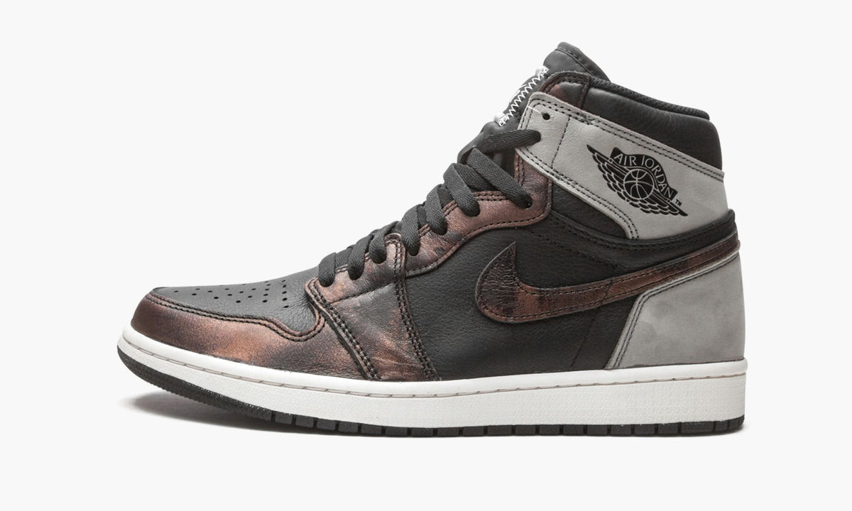 Air Jordan 1 Retro High OG "Patina / Rust Shadow" - Angle View 2