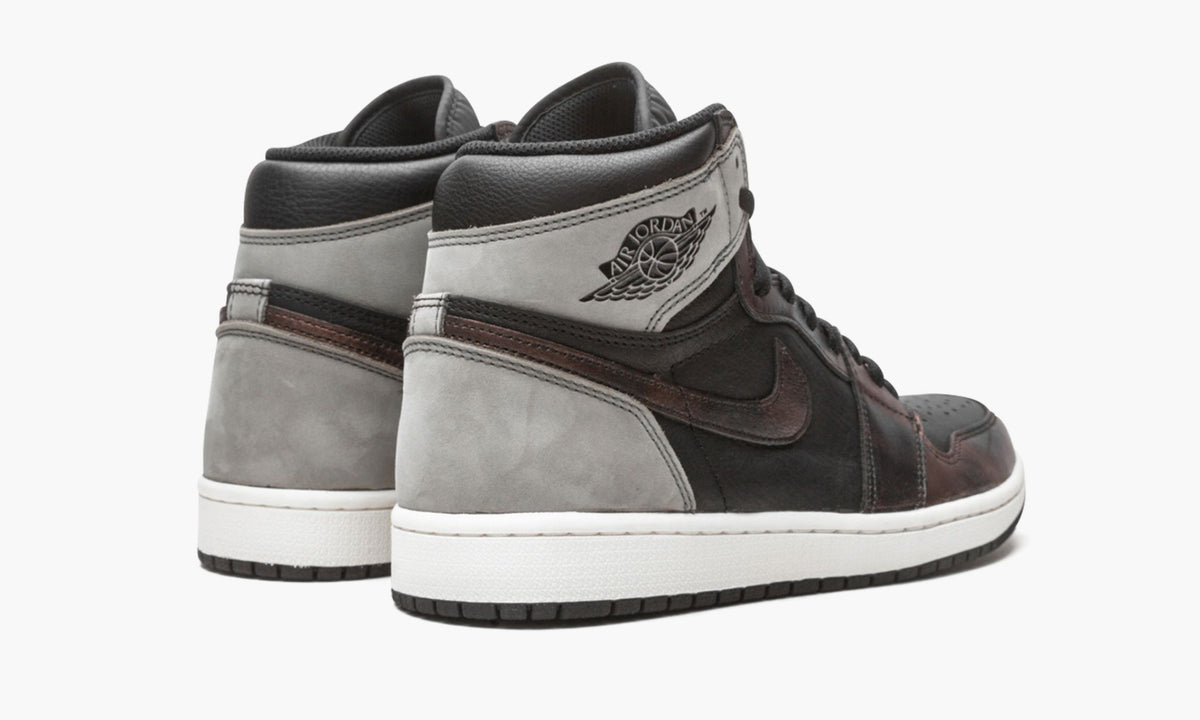 Air Jordan 1 Retro High OG "Patina / Rust Shadow" - Angle View 4
