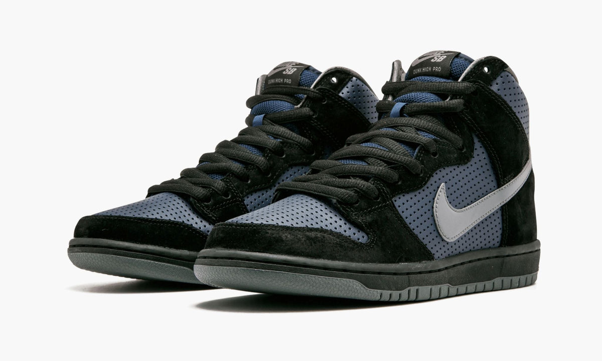 SB Dunk High TRD QS - View 3