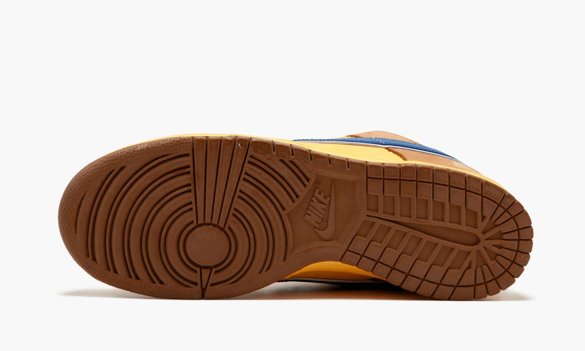 Dunk Low Premium SB "New Castle" - View 6