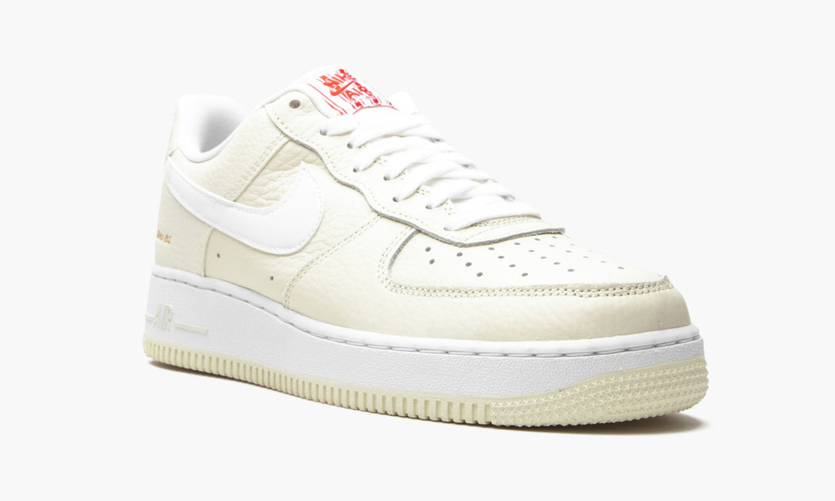 Air Force 1 Low "Popcorn" - Angle View 5