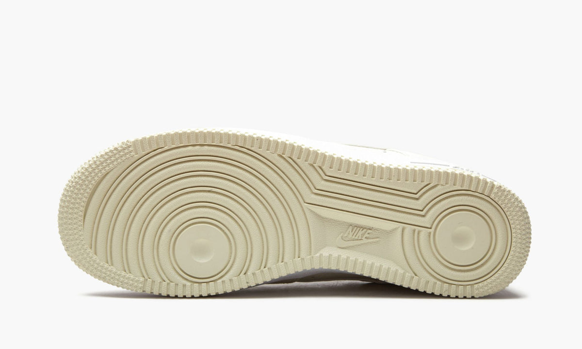 Air Force 1 Low "Popcorn" - Angle View 3