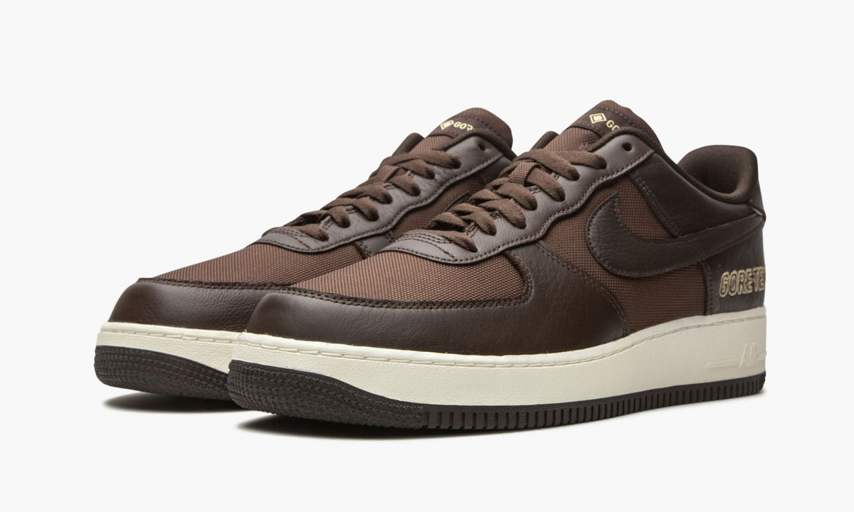 Air Force 1 Low Gore-Tex "Baroque Brown" - Angle View 3