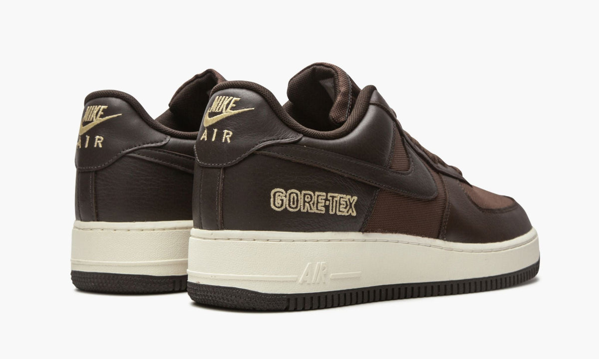 Air Force 1 Low Gore-Tex "Baroque Brown" - Angle View 4