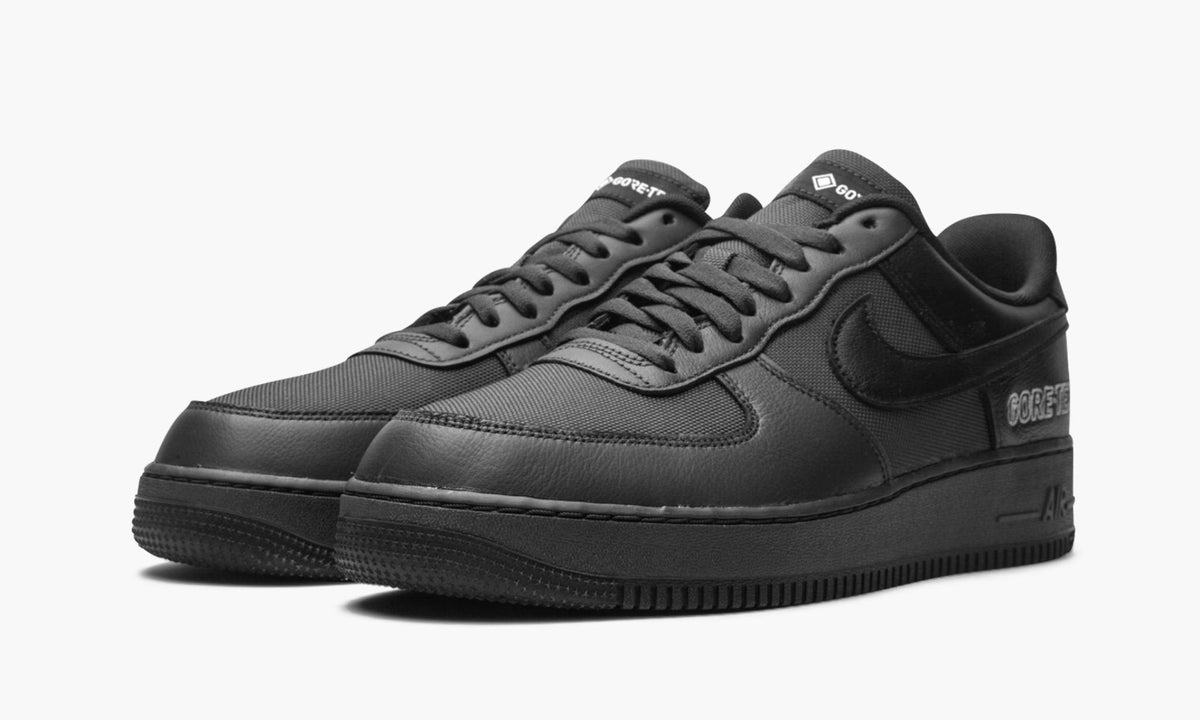 Air Force 1 Low GTX "Black" - Angle View 3