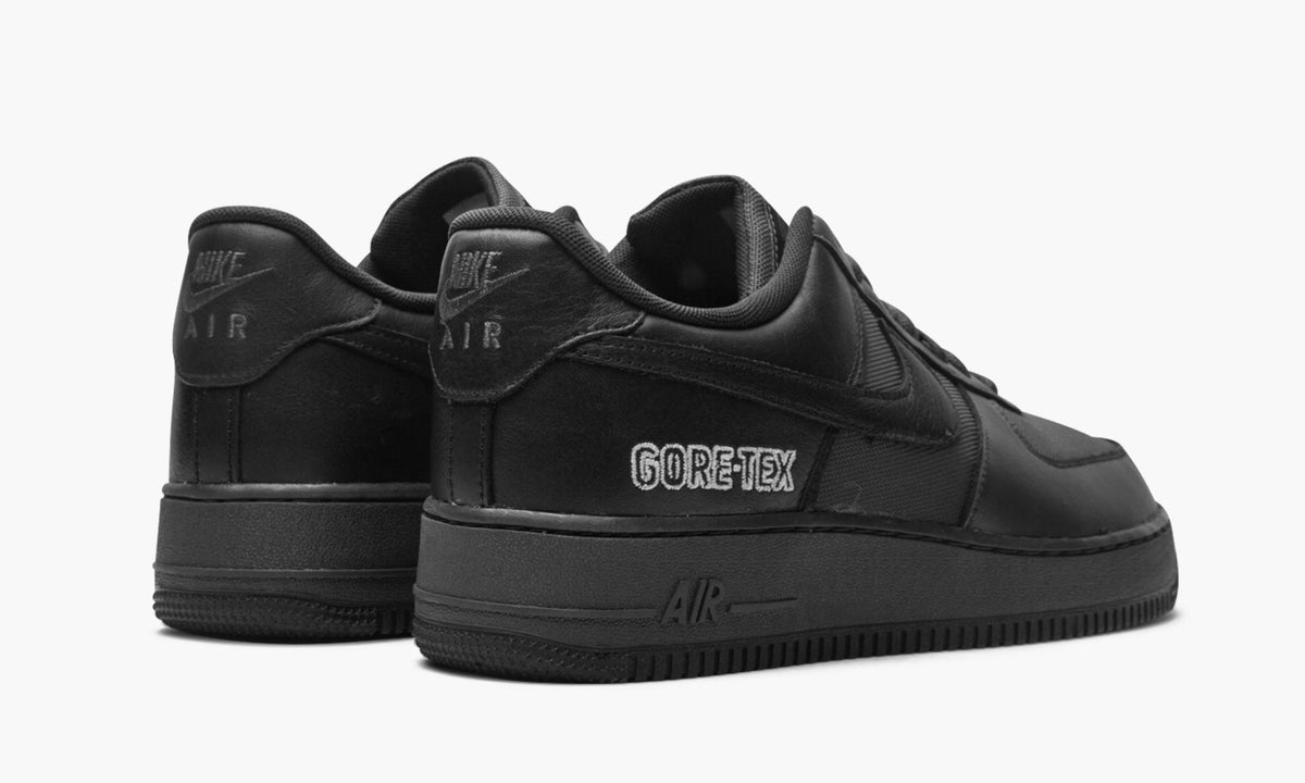 Air Force 1 Low GTX "Black" - Angle View 4