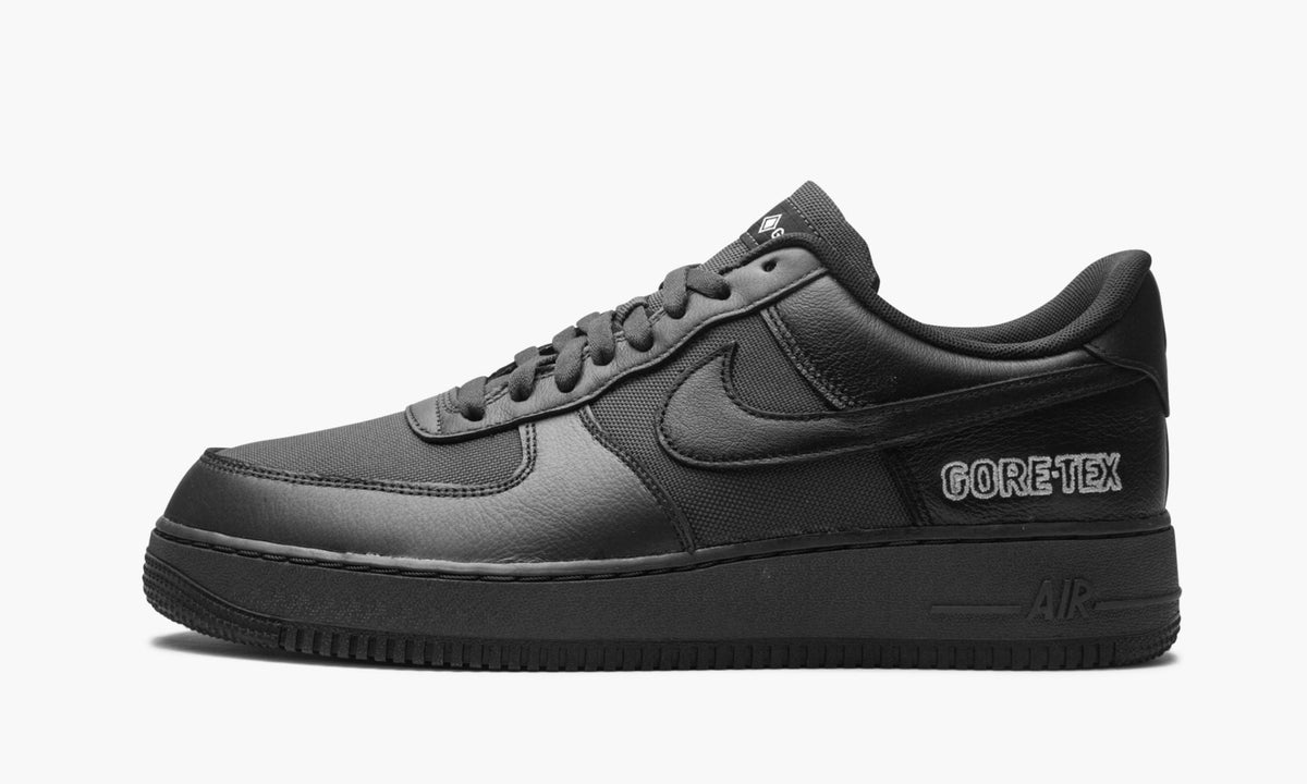 Air Force 1 Low GTX "Black" - Angle View 2