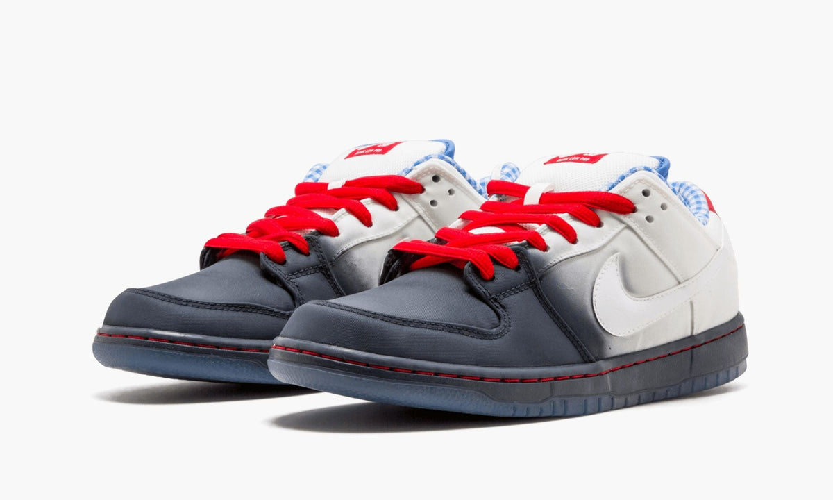 SB Dunk Low Premium "Wizard Of Oz - Dorothy" - View 3