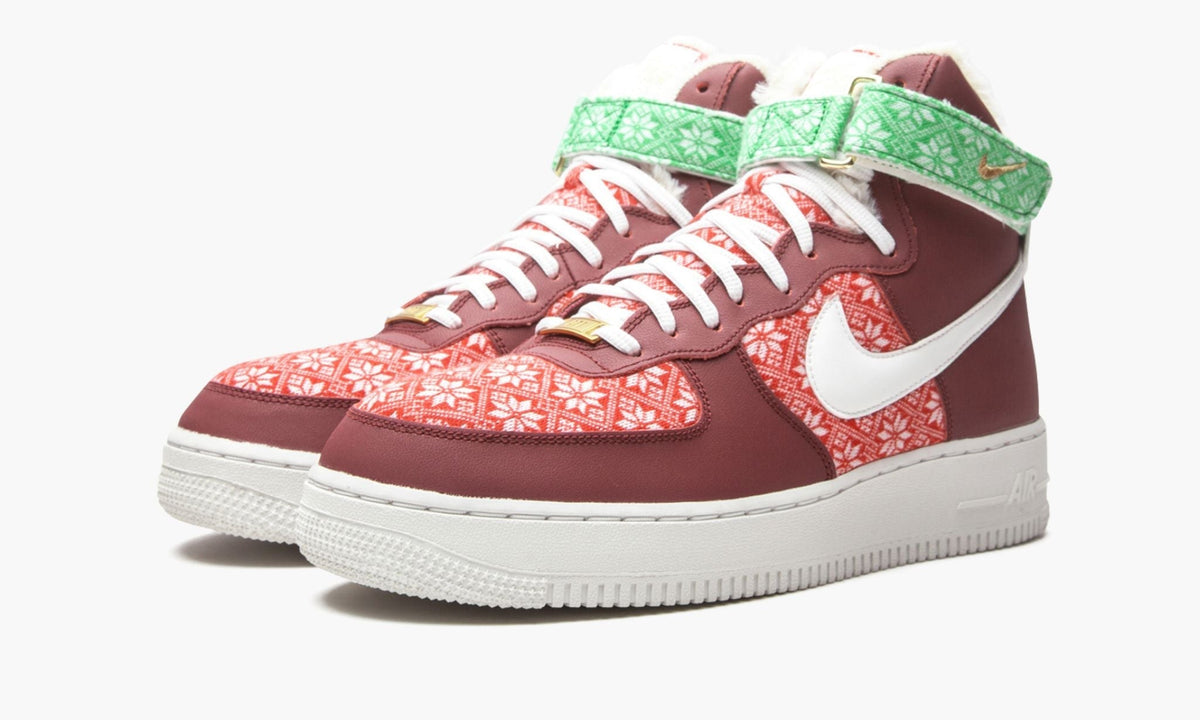 Air Force 1 High "Nordic Christmas" - Angle View 3