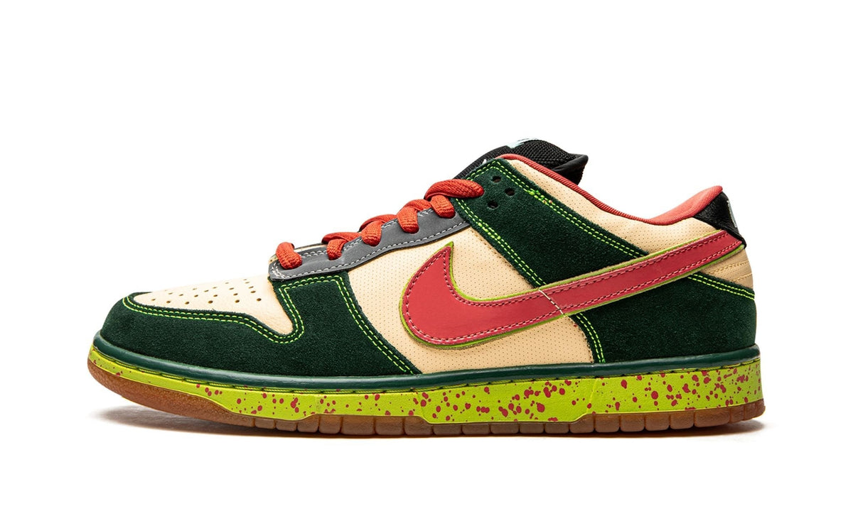 Dunk Low Premium SB "The Mosquito" - View 1