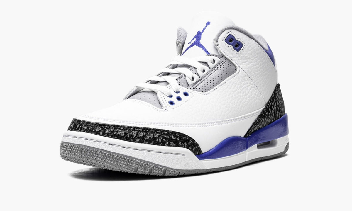 Air Jordan 3 Retro "Racer Blue" - Angle View 5
