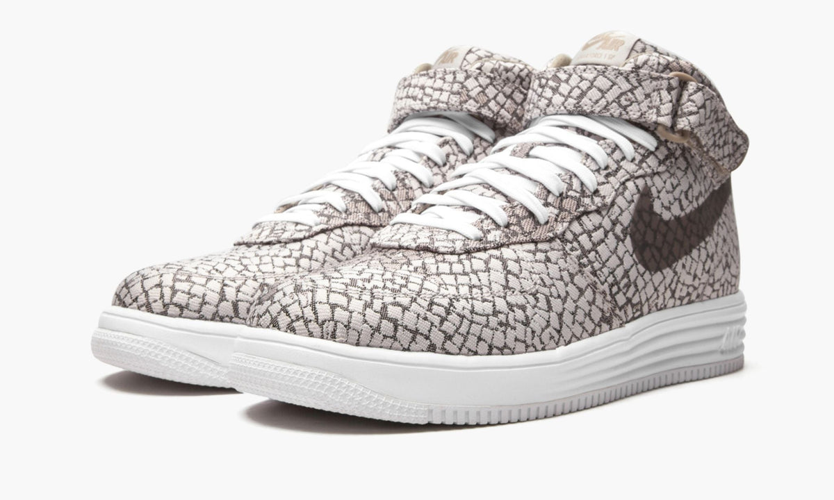 Lunar Force 1 Mid JCRD SP "Sao Paulo" - Angle View 6